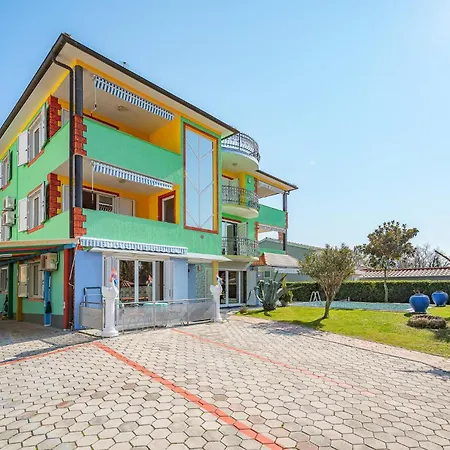 Apartment 1 Bedroom Cozy In Duba