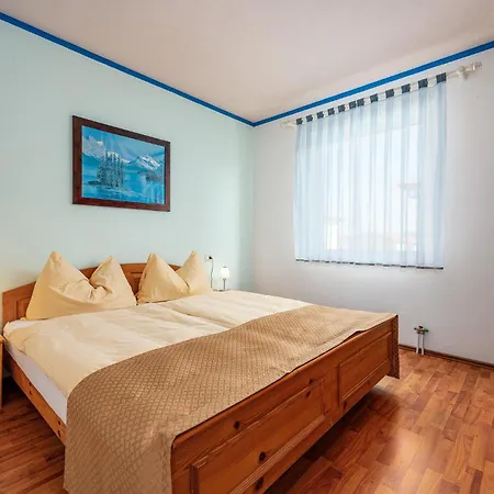 Apartment 1 Bedroom Cozy In Duba Pelegrin