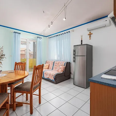 1 Bedroom Cozy In Duba Pelegrin